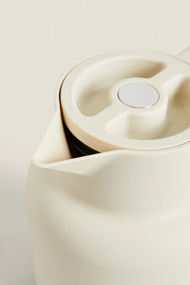 THERMOS WITH ACACIA HANDLE