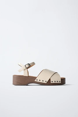 SABOTS VERNIS NEUTRES