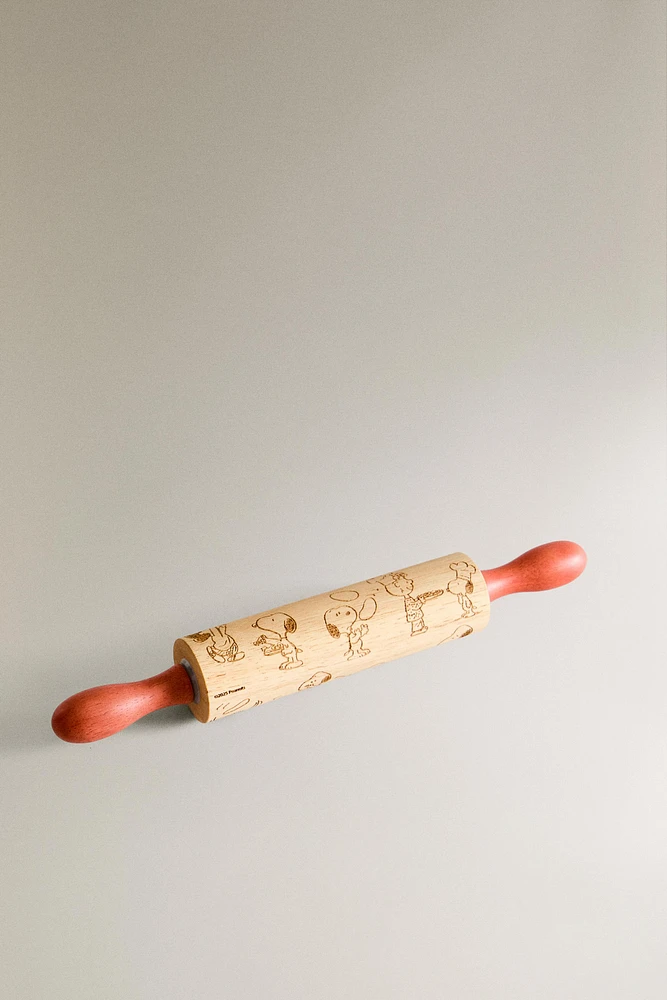 ROULEAU À PÂTISSERIE BOIS ENFANT RELIEFS PEANUTS™