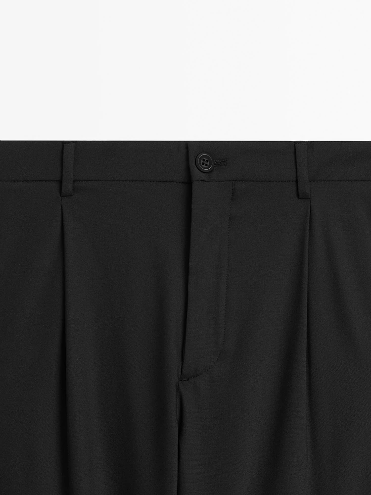 Pantalon relaxed fit à pinces