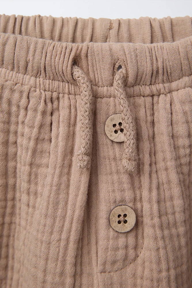 PANTALON DROIT EN MATIÈRES VARIÉES TEXTURÉ