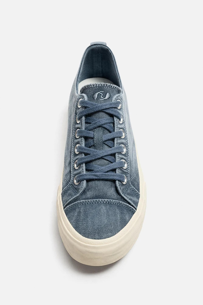 DISTRESSED FABRIC SNEAKERS