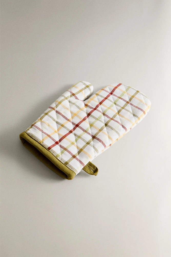 GINGHAM CHECK OVEN MITT