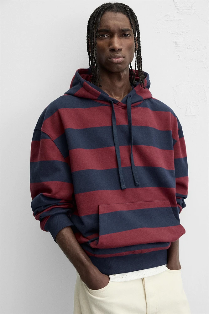 STRIPED HOODED SWEATSHIRT