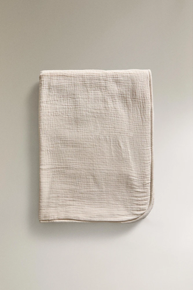 COUVERTURE ENFANT AJOURÉE LUNE