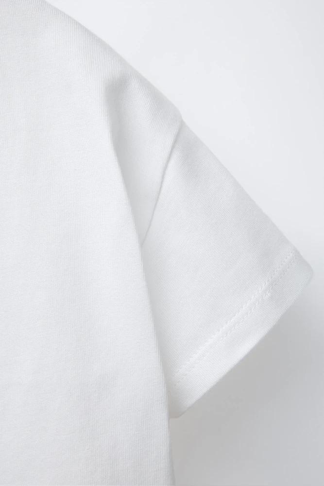 RUFFLED PATCH T-SHIRT