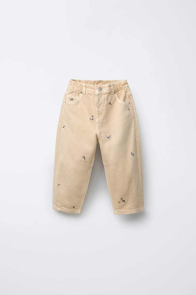 PANTALON EN SERGÉ BALLON BRODÉ FLEURS