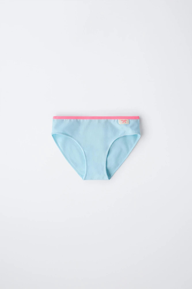 AGES 6-14 / SIX-PACK OF BRIEFS WITH FLUORESCENT DETAILS
