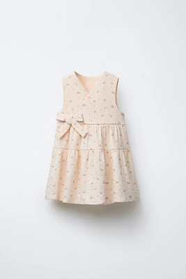 TEXTURED WEAVE FLORAL PINAFORE DRESS