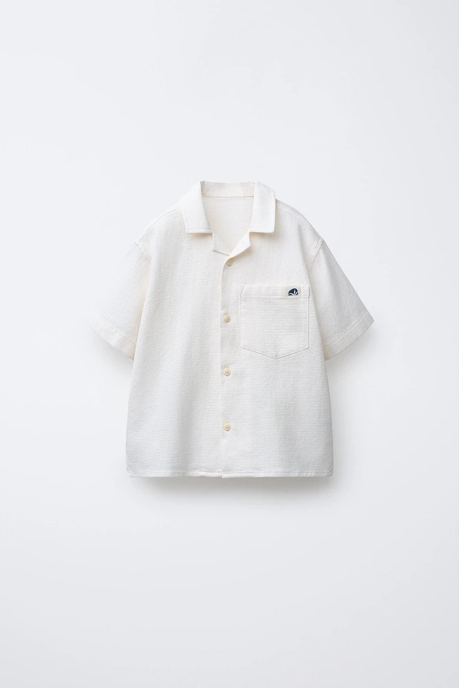 TEXTURED POCKET SHIRT