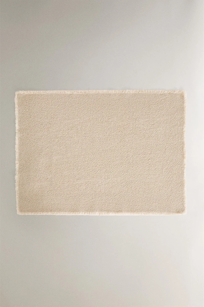 RUSTIC LINEN PLACEMAT