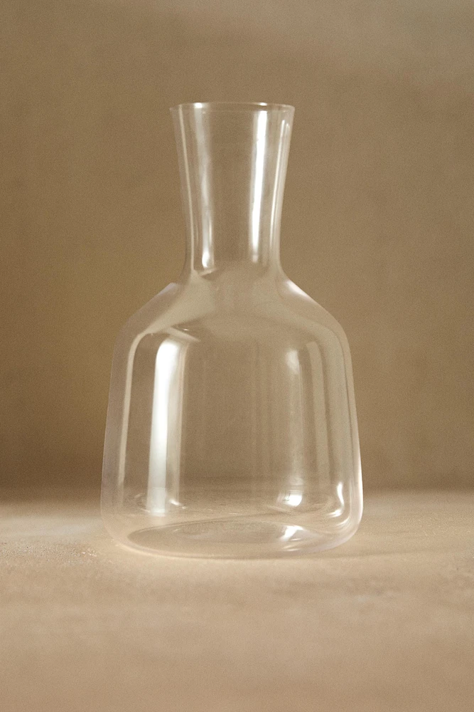 GLASS DECANTER