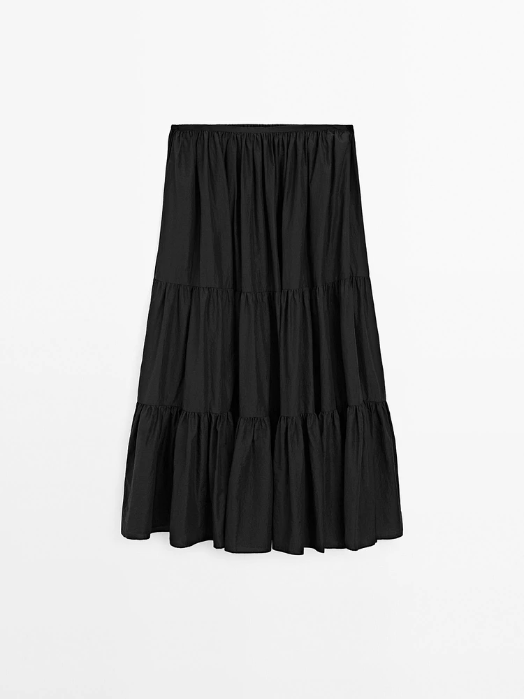 Long flared skirt with gathered detail