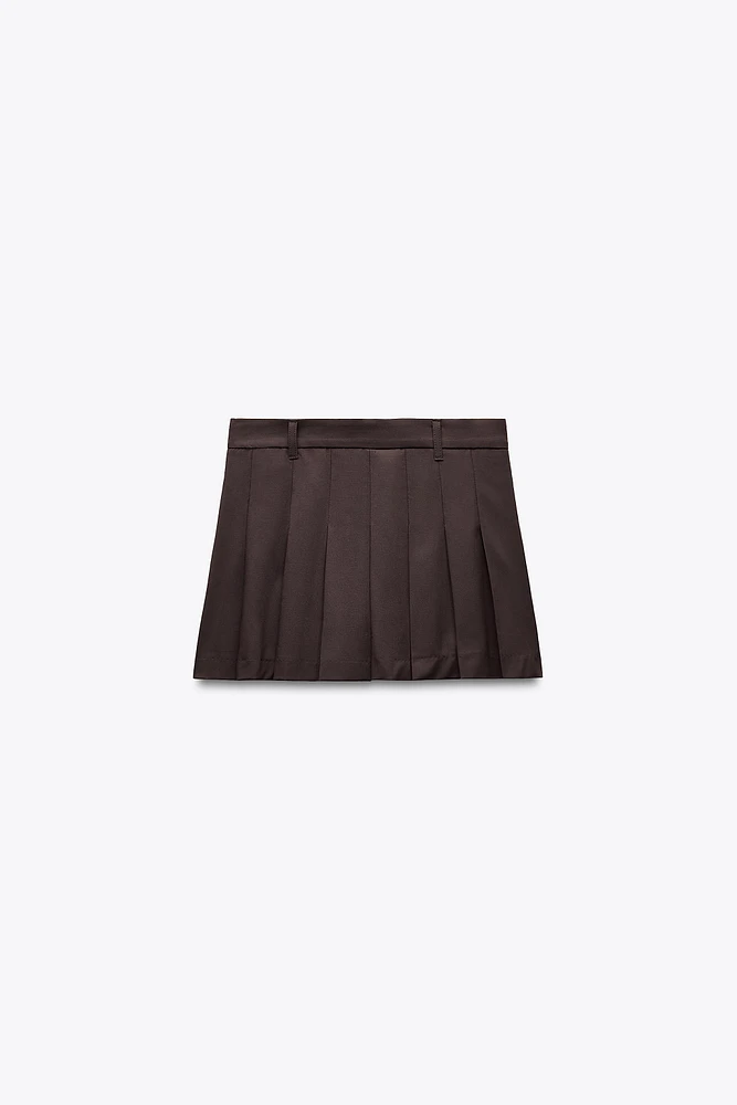 JUPE-SHORT À PLIS PLATS