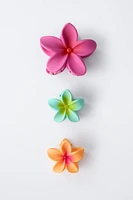 LOT DE TROIS PINCES FLEURS