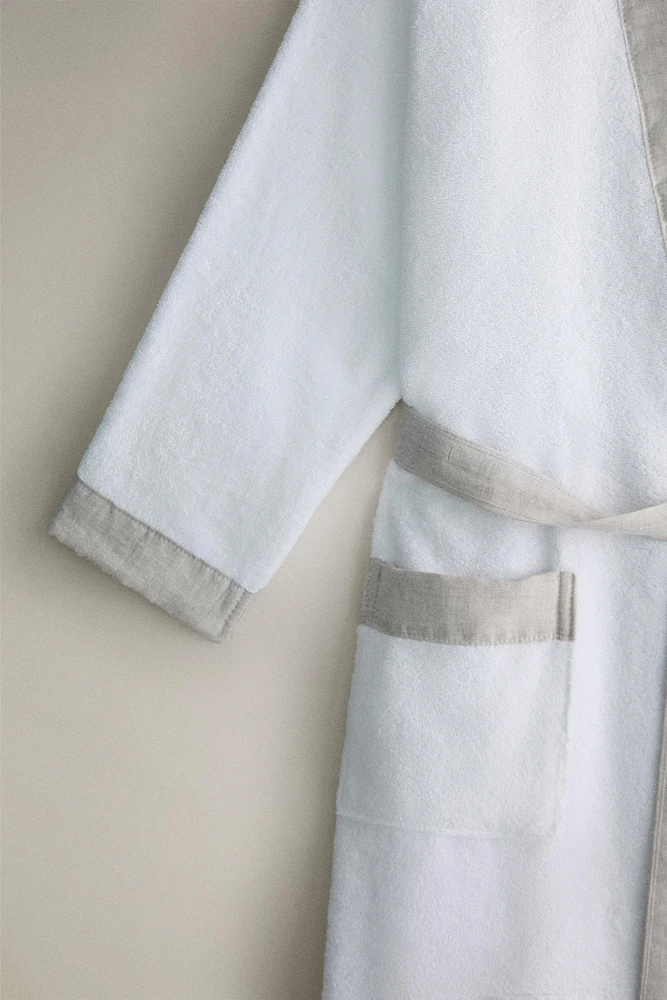 COTTON LINEN BATHROBE (420 GXM²)