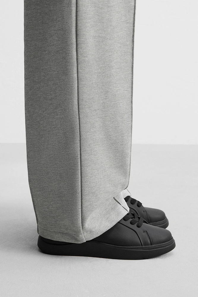 CHUNKY MONOCHROME SNEAKERS