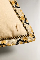 THROW PILLOW COVER WITH GEOMETRIC EDGE