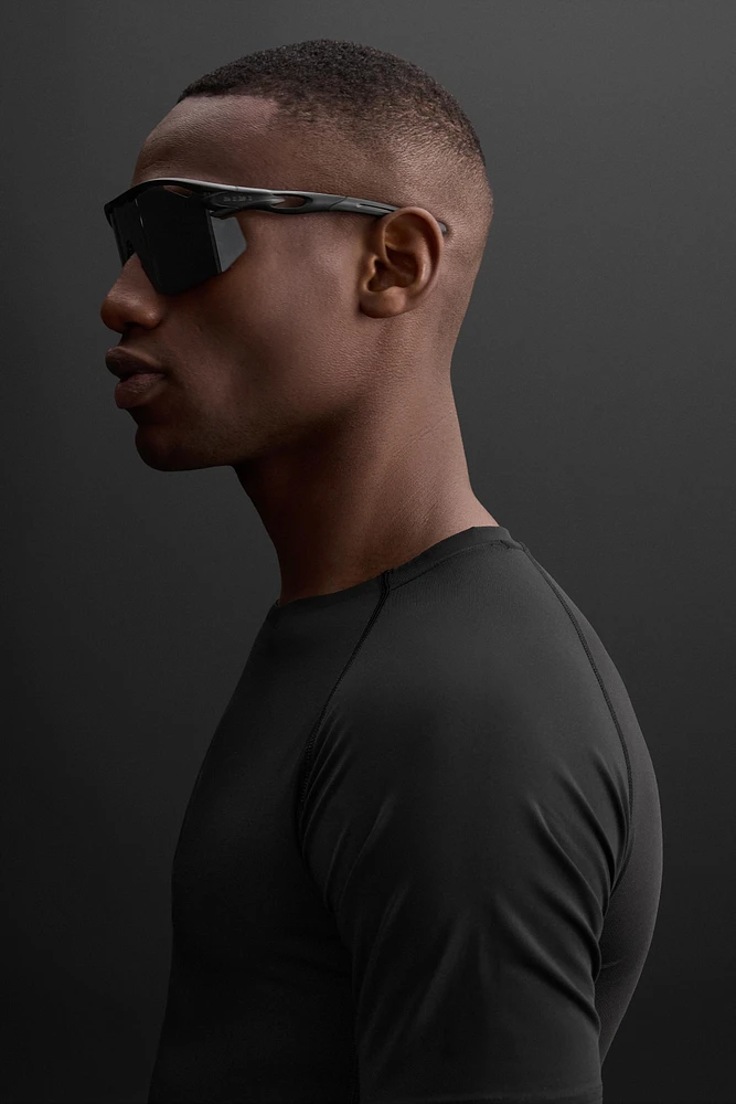 COMPRESSION TECHNICAL T-SHIRT