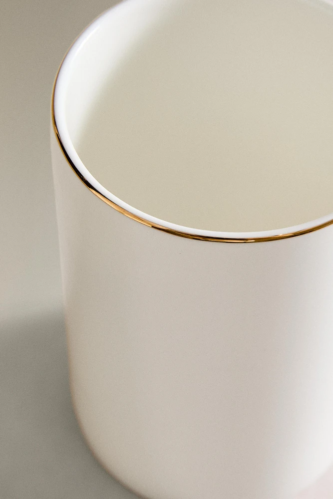 TASSE PORCELAINE BONE CHINA BORD