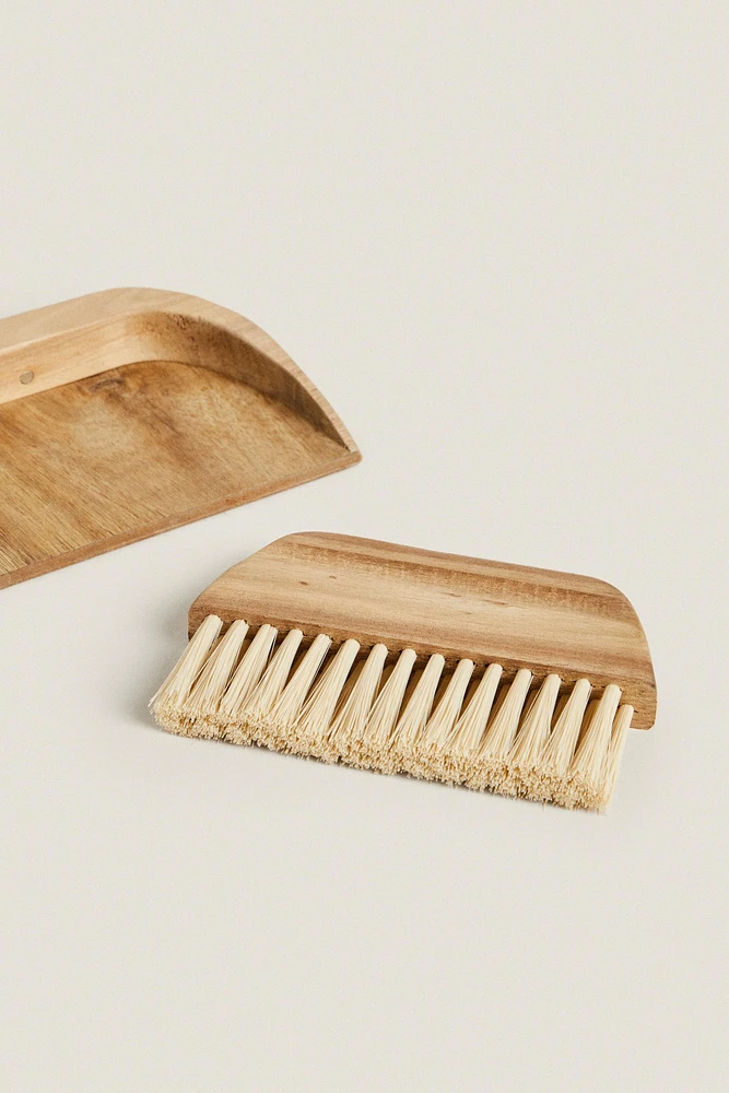 BROSSE PELLE BOIS