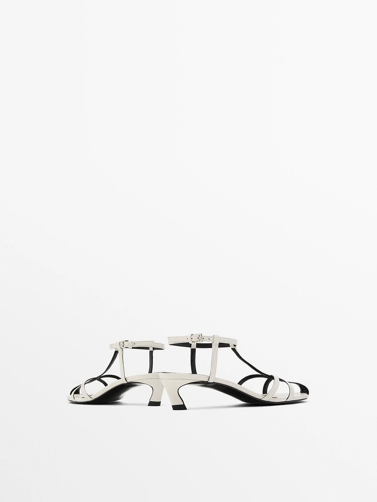 Sandales à talon avec brides en cuir