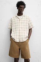 CHEMISE AVEC STRUCTURE À CARREAUX