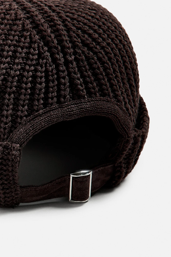 SHORT KNIT HAT
