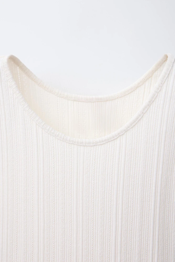 LACE CONTRAST TOP