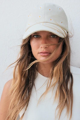 CASQUETTE SERGÉE BRODERIES FLEURS