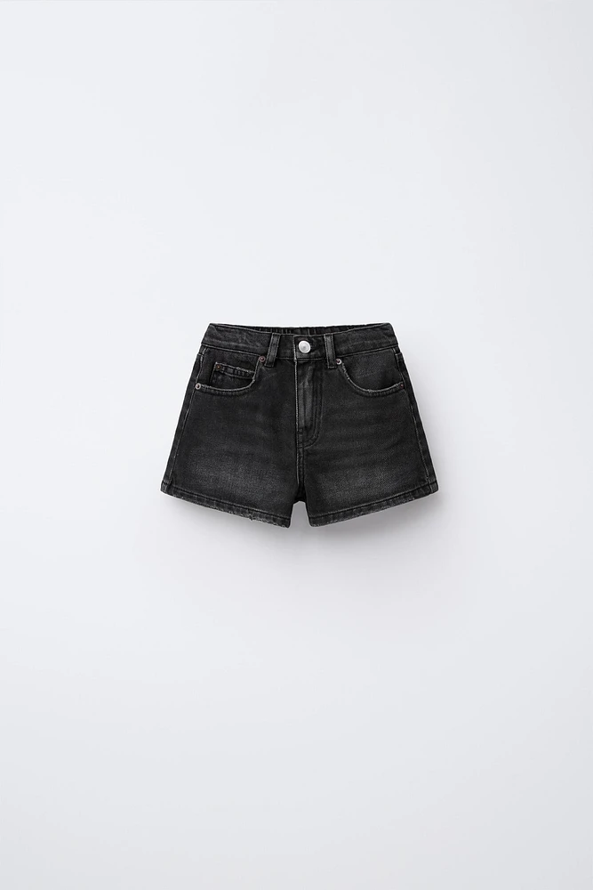 SHORT EN DENIM AVEC PIÈCES ÉTOILES ANIMAL PRINT