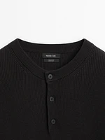 Pull en maille de coton à col boutonné