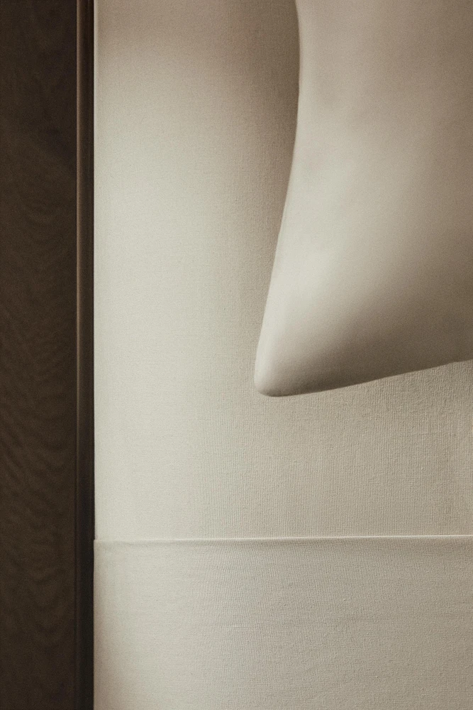 PERCALE FITTED SHEET | 15.7" THICK (200 THREAD COUNT)