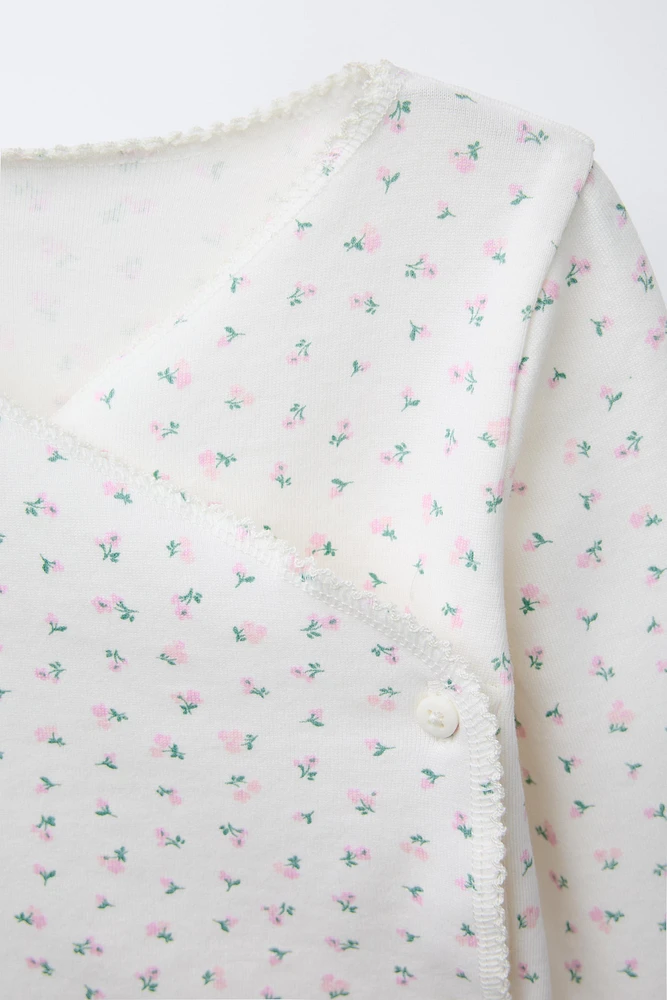 ENSEMBLE T-SHIRT ET JAMBIÈRES À FLEURS