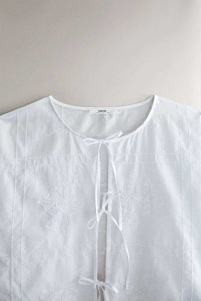 COTTON SHIRT WITH FLORAL EMBROIDERY