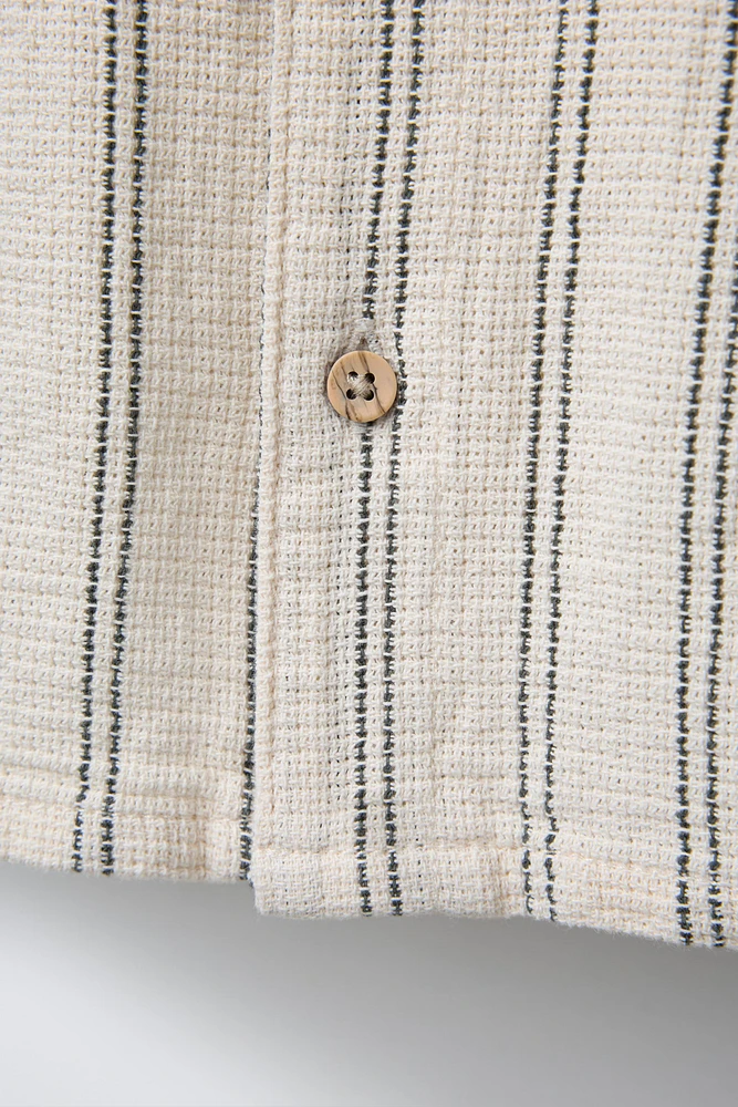 CHEMISE À RAYURES TEXTURÉE