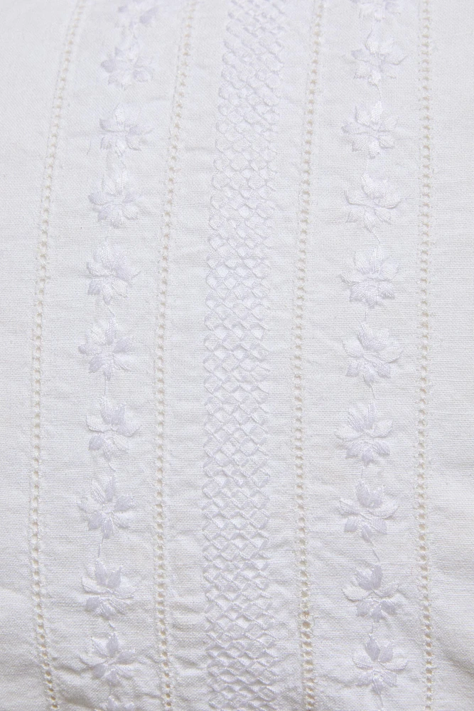HOUSSE DE COUSSIN BRODERIES