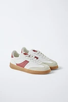 CONTRAST SNEAKERS