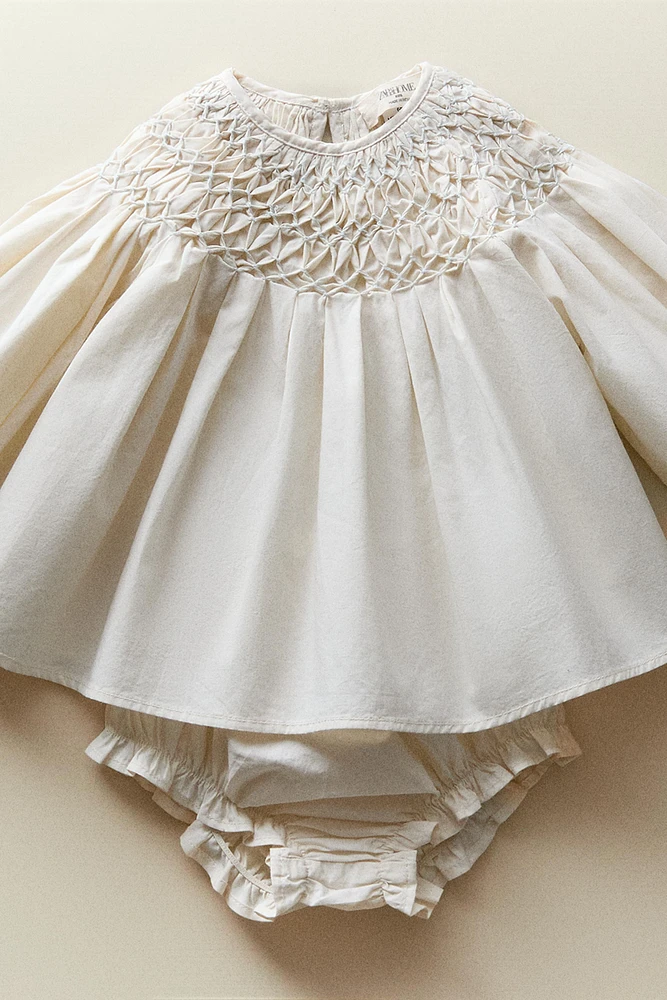 CHILDREN'S SMOCKED BABY SET