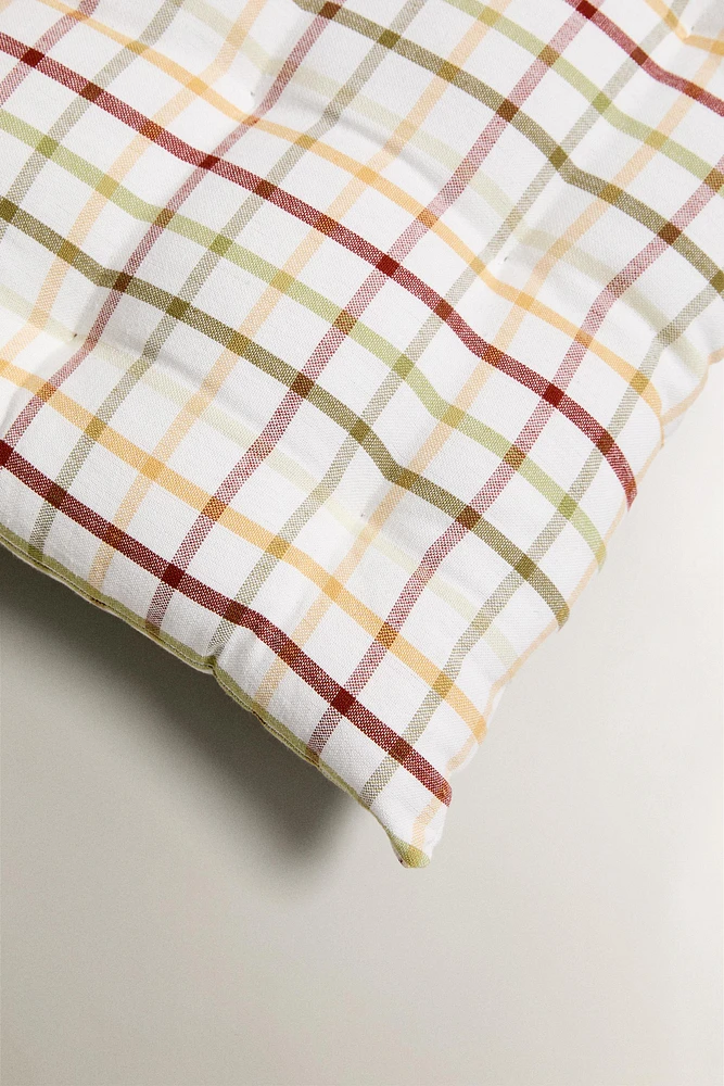 DYED THREAD SEAT CUSHION