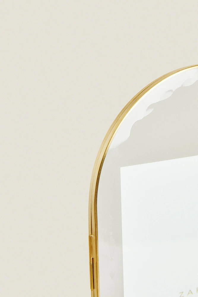 GOLDEN ARCH PICTURE FRAME