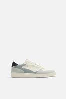 RETRO STYLE SNEAKERS