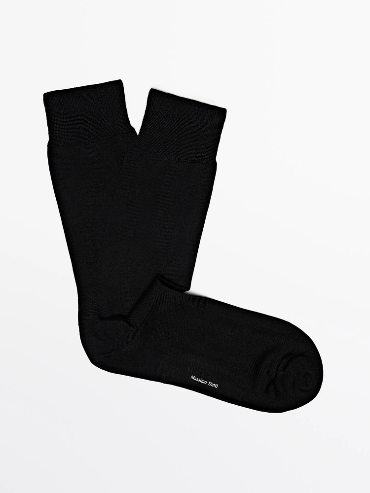 Plain smart socks