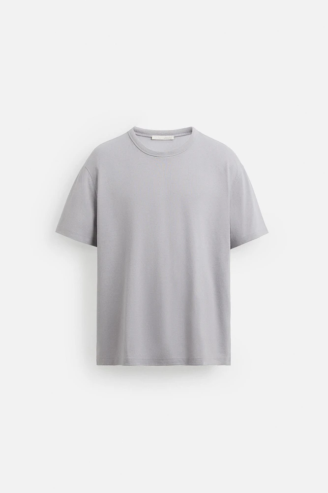 REGULAR FIT T-SHIRT