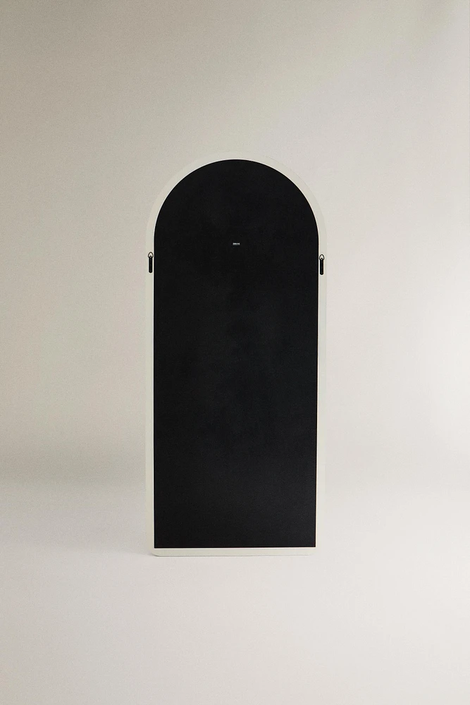 FULL LENGTH MIRROR WITH A WOODEN BOW