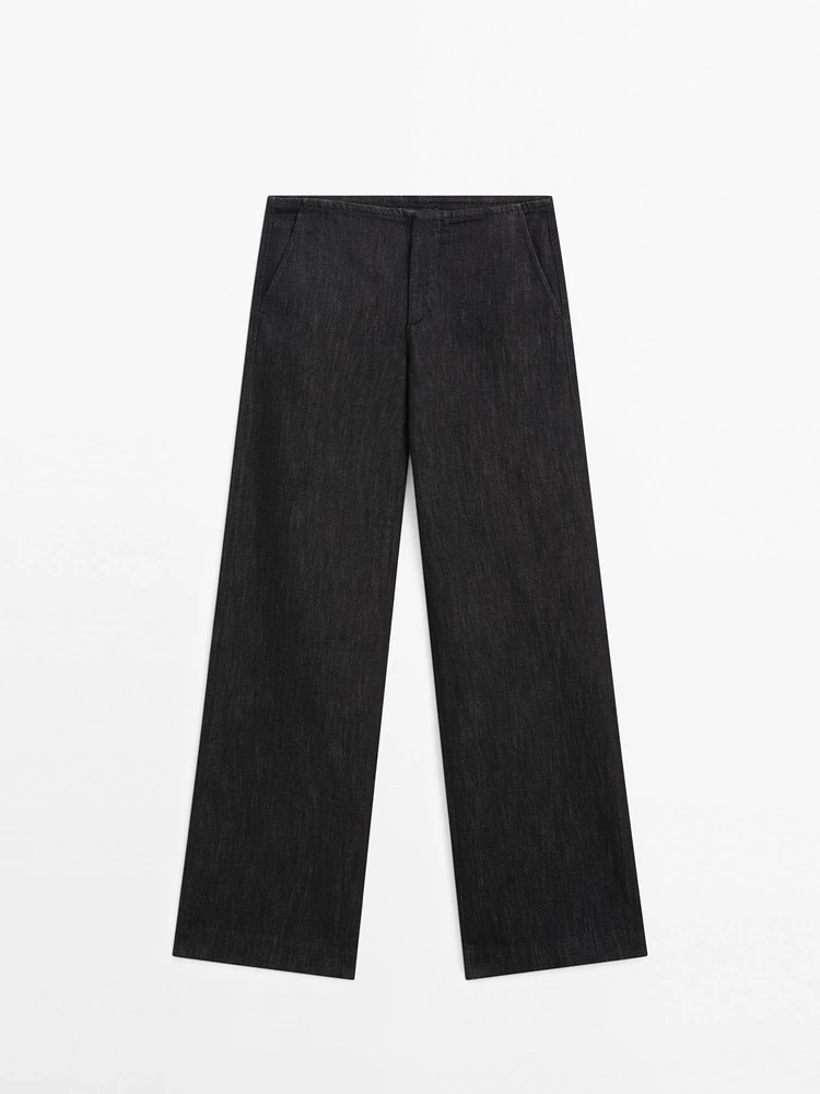 Mid-rise straight-leg comfort jeans