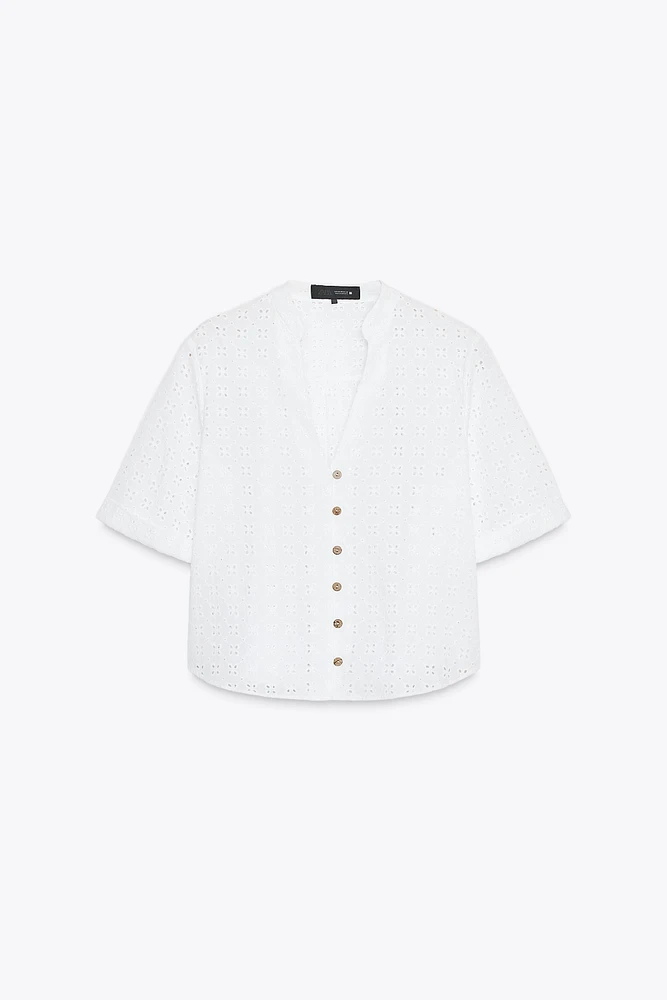 SHORT SLEEVE EYELET EMBROIDERED SHIRT