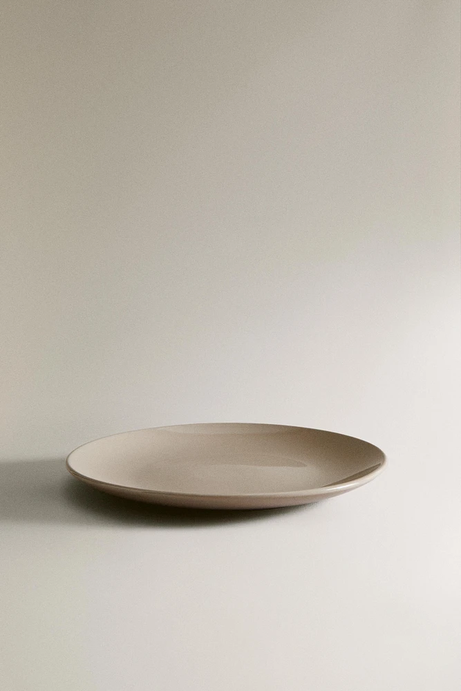 STONEWARE DINNER PLATE