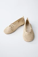 BALLERINES À LACETS EN CROCHET