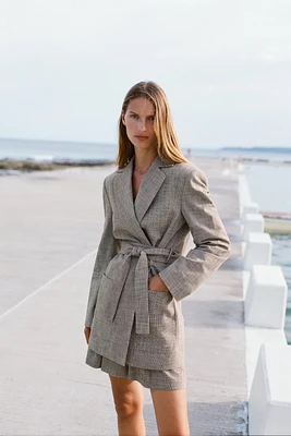 BELTED OVERSIZED BLAZER